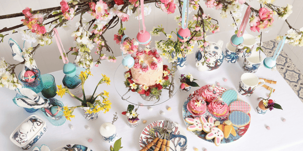 How to create the perfect table and napkin settings this Easter with our Tablescaping