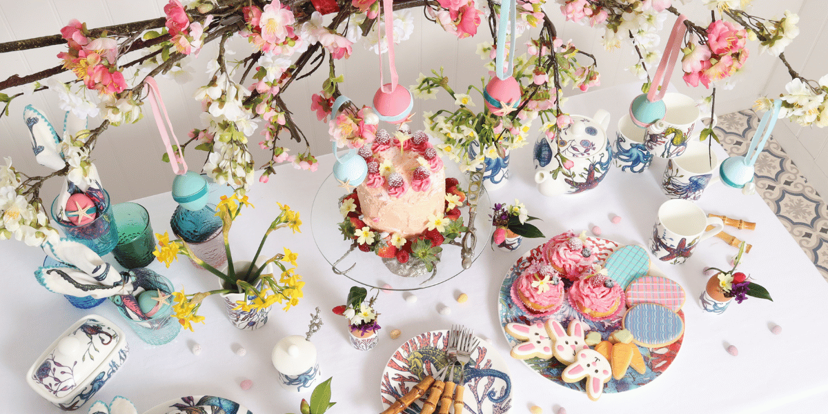 How to create the perfect table and napkin settings this Easter with our Tablescaping