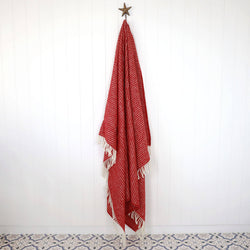 Textured Red Eco Lambs Wool Throw