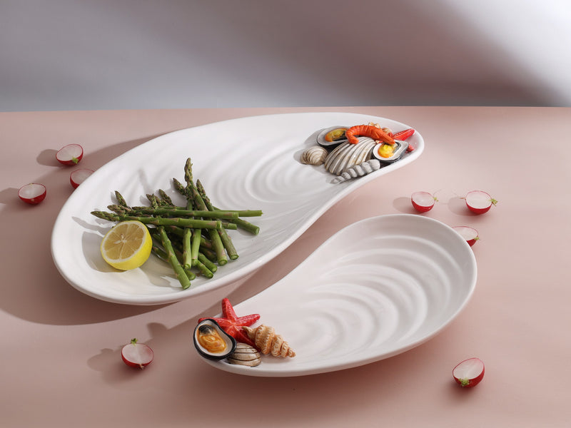 Small Mussel Tray with Shells in White