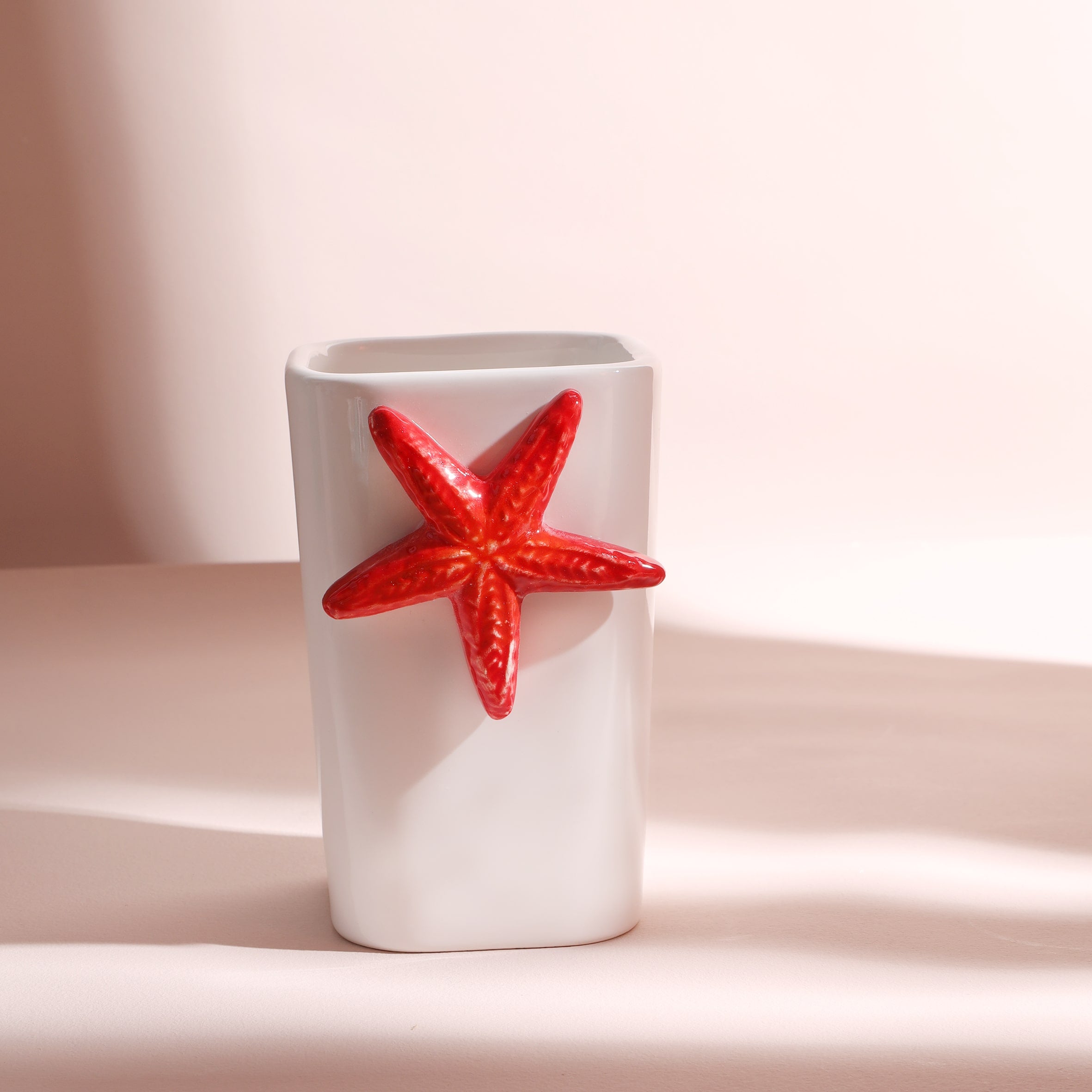 Starfish Beaker in White